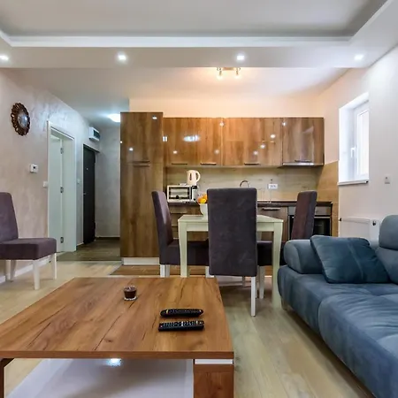 Apartament “lazar” I “lena”