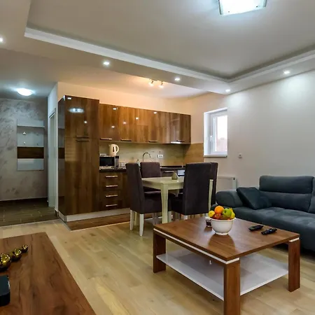 Apartament “lazar” I “lena” Kopaonik